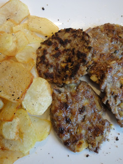Una foto de Hamburguesas de carne y manzana
