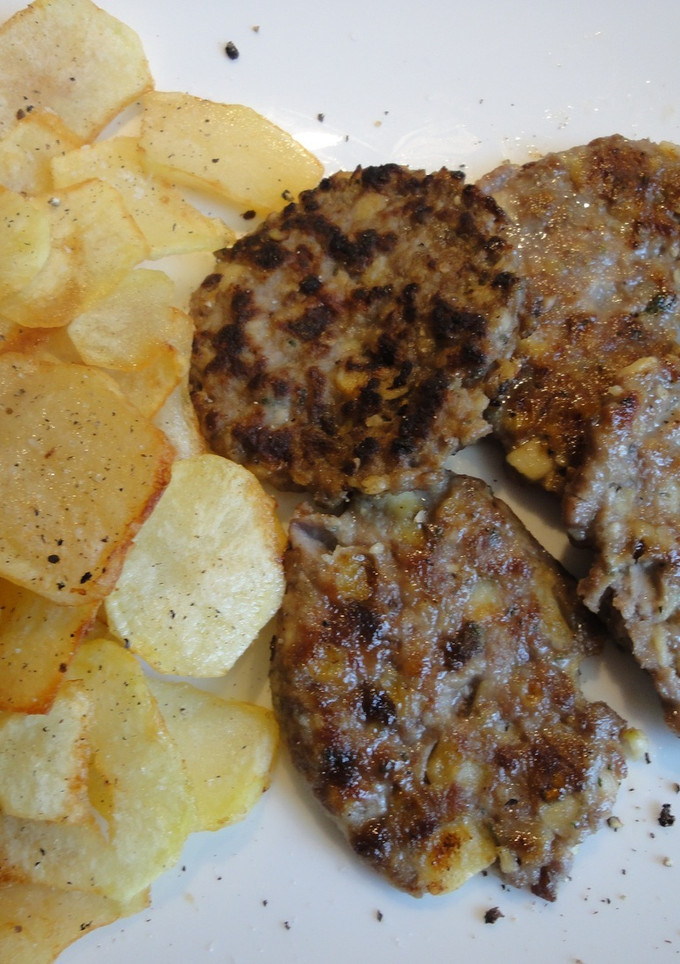 Una foto de Hamburguesas de carne y manzana