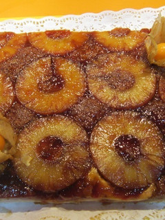Una foto de Tarta de piña con sobaos pasiegos