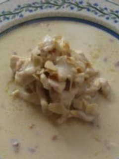 Una foto de Pollo con crema y loroco