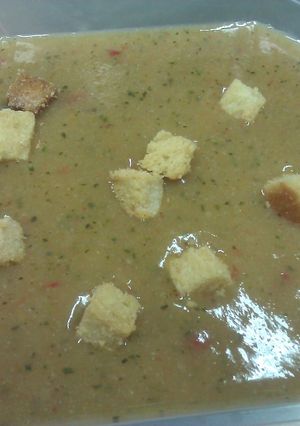 Una foto de Crema de verduras dietética