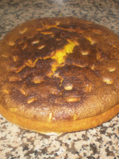 Una foto de Bizcocho de calabaza y piñones