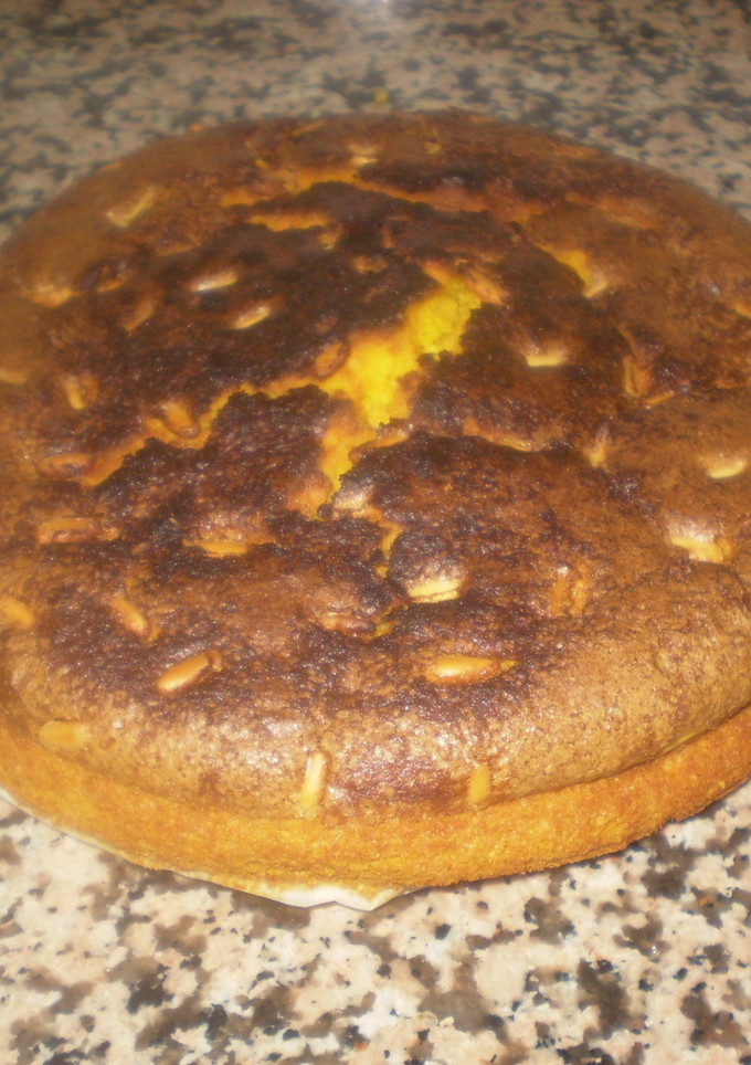 Una foto de Bizcocho de calabaza y piñones