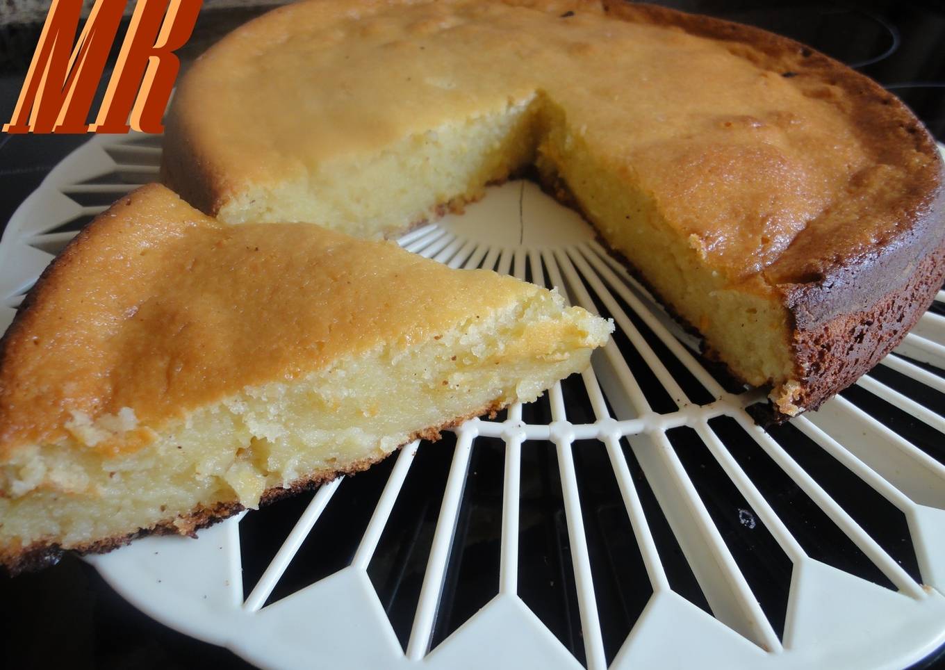 Tarta de manzana  con natillas<br />