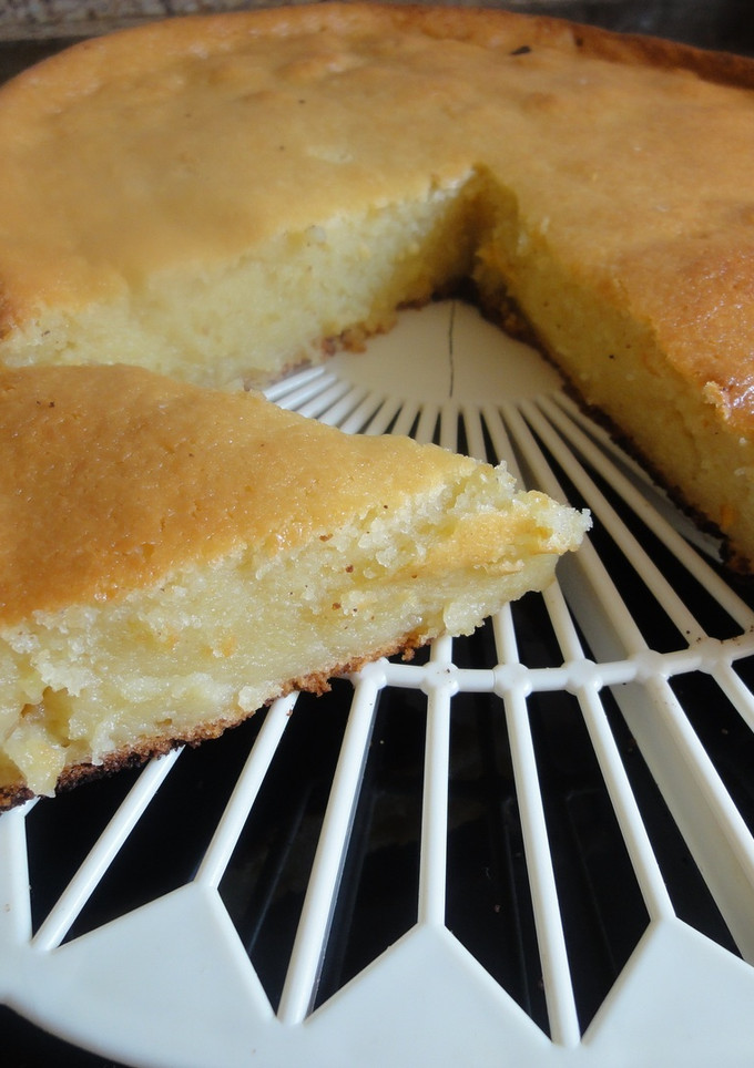 Una foto de Tarta de manzana con natillas