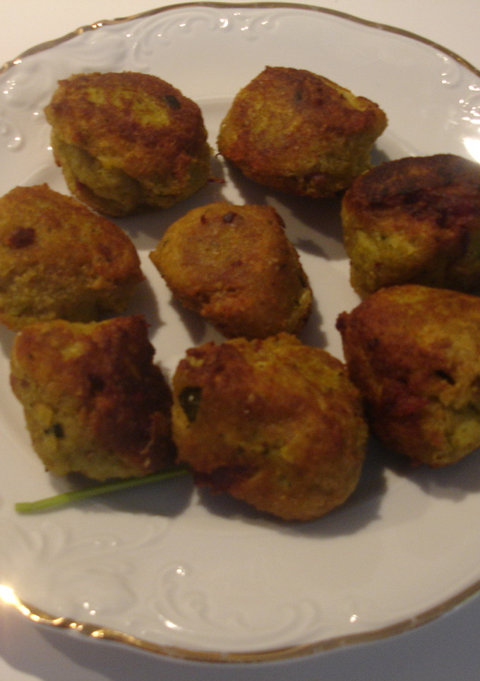 Una foto de Croquetas de verduras con tropezones de jamón serrano