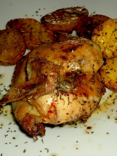 Una foto de Pollo asado a la cerveza