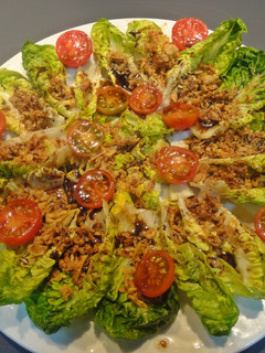 Una foto de Ensalada crujiente con vinagreta a la miel