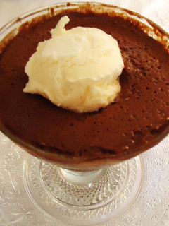Una foto de Mousse de chocolate "monjitas"