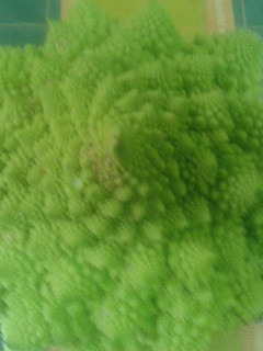 Una foto de Romanesco al ajo frito