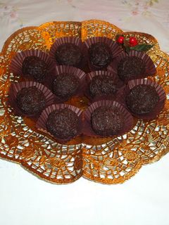 Una foto de Trufas de chocolate con nata