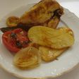 Pollo al curry con hortalizas al horno