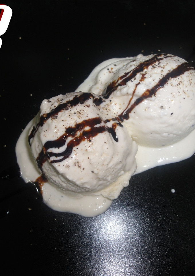 Una foto de Helado de parmesano