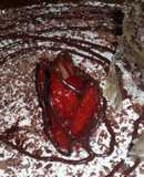 Torta esponjosa de chocolate