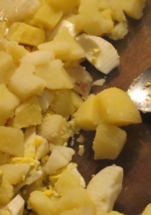 Una foto de Ensalada de papas y huevo