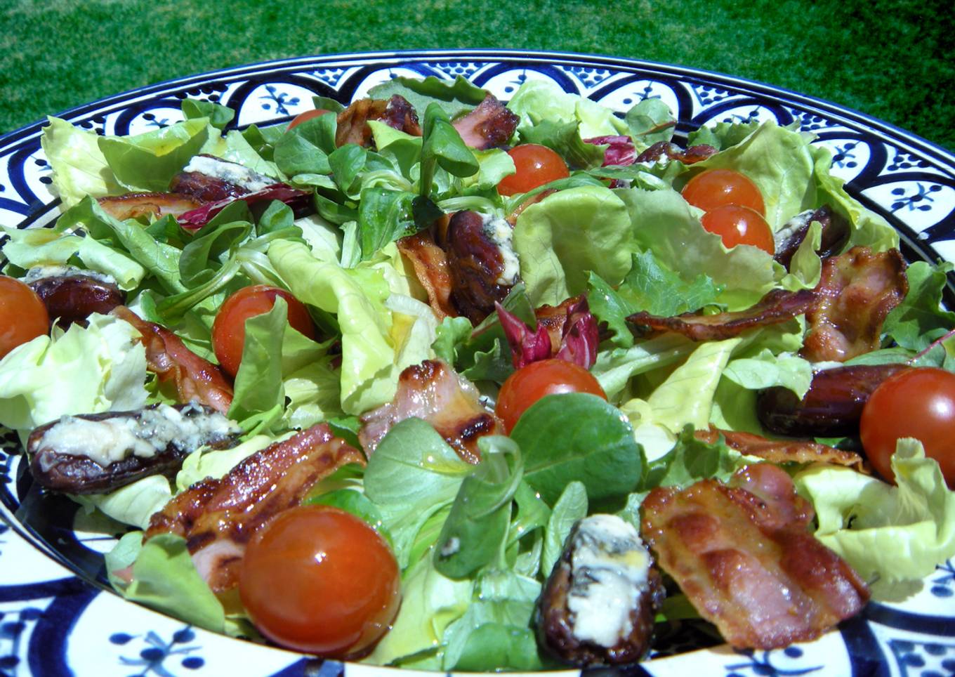 Ensalada de Dátiles con Bacon