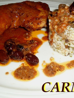 Una foto de Pollo asado con salsa de avellanas