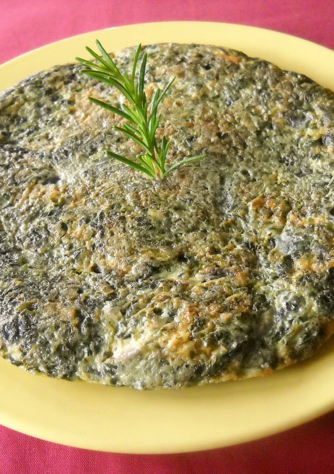 Una foto de Tortilla de espinacas frescas con setas shiitake
