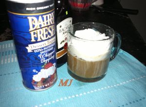 Una foto de Cafecito con ron