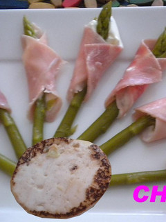 Una foto de Calas de jamón y queso