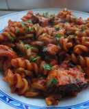 Pasta con salsa de pulpo