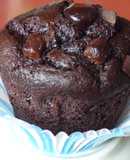 Muffins de café con jengibre escarchado, chocolate y licor café