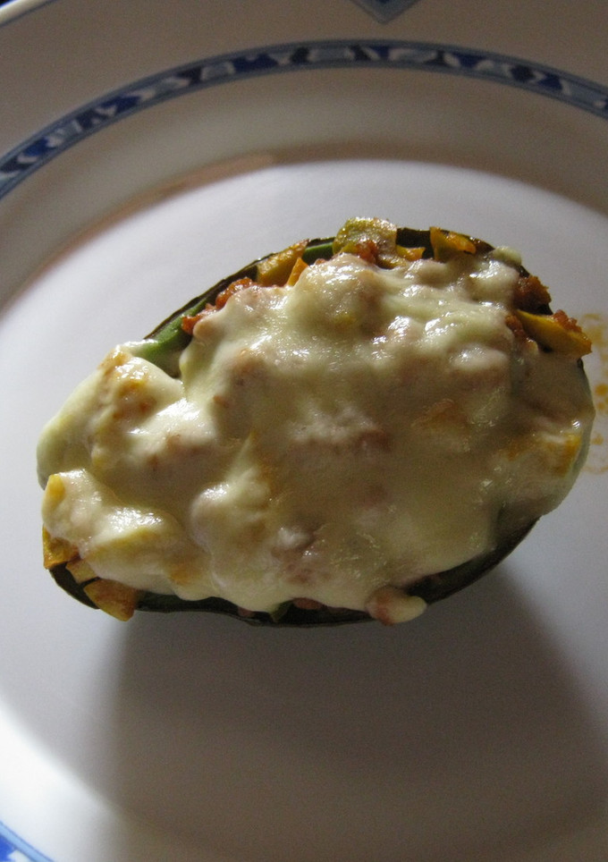 Una foto de Aguacates rellenos al horno