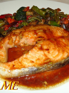 Foto principal de Salmón al horno con salsa de soja y miel