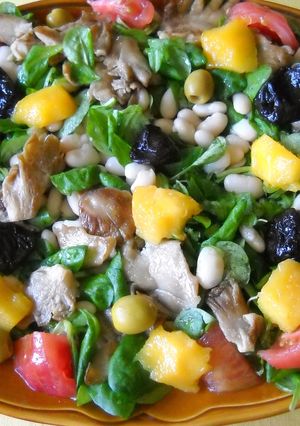 Una foto de Ensalada combinada María