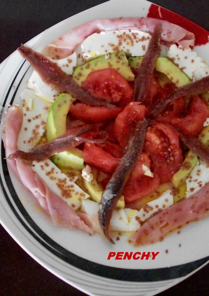 Una foto de Ensalada fresca a la sal roja de Hawái