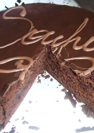 Una foto de Sacher Torte Austríaca