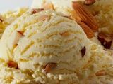 Helado de almendras