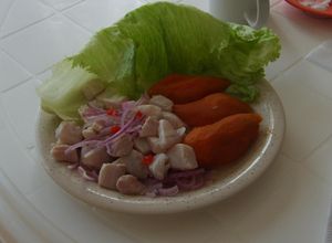Una foto de Ceviche limeño de pescado