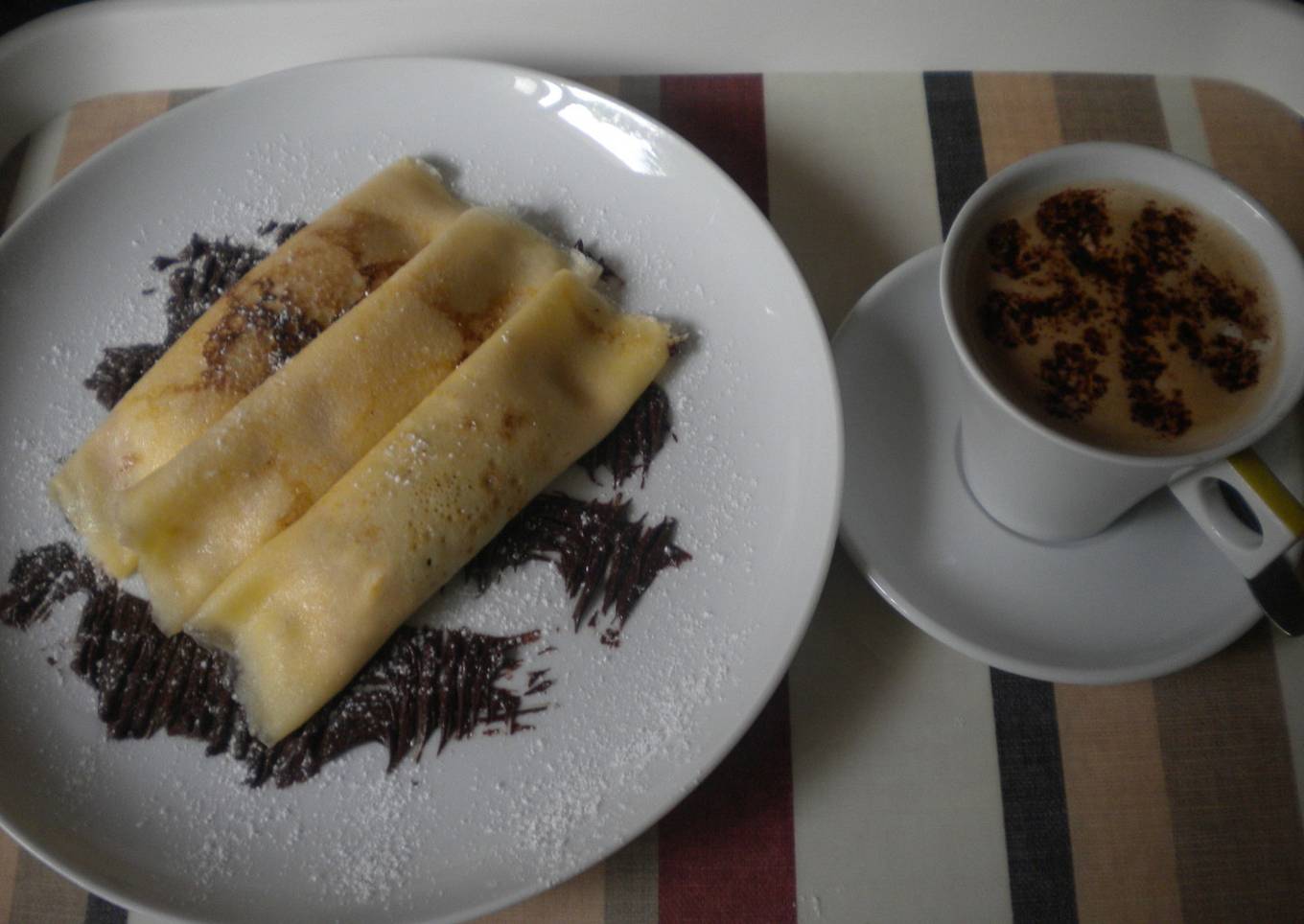 Crepes con crema y chocolate