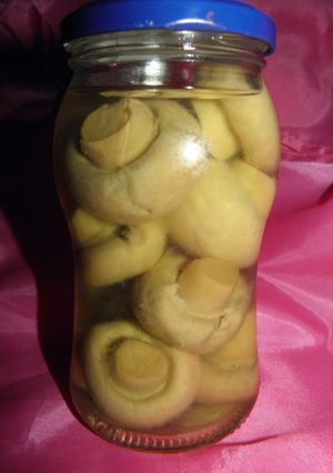 Una foto de Escabeche de champignones