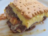 Tarta de galletas con natillas
