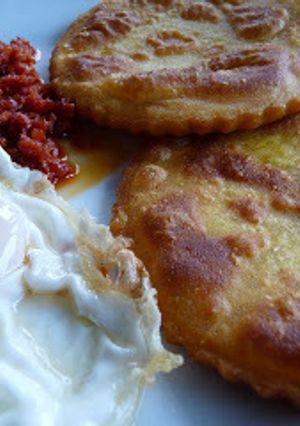 Una foto de Tortos de maíz con picadillo de chorizo