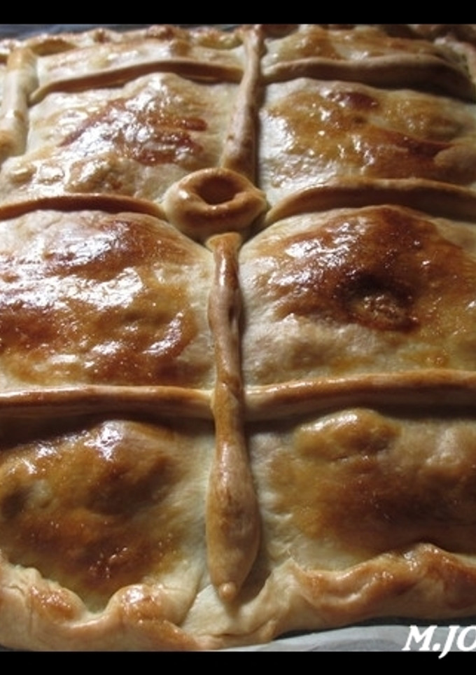 Una foto de Empanada cántabra de bonito