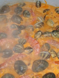 Una foto de Rape en salsa de bogavante