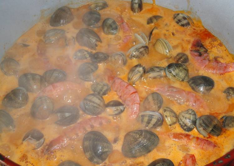 Rape en salsa de bogavante