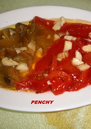 Una foto de Pimientos asados a la Murciana
