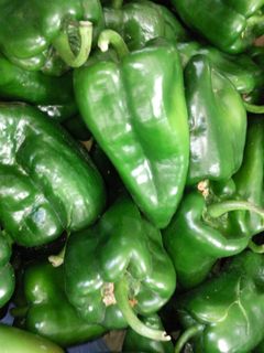 Una foto de Chiles rellenos de 4 quesos