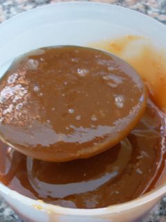 Una foto de Dulce de leche con leche en polvo (microondas)
