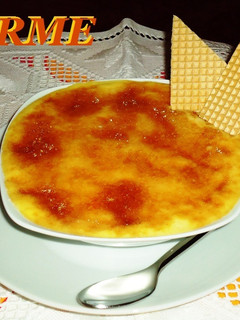 Una foto de Crema de mango gratinada