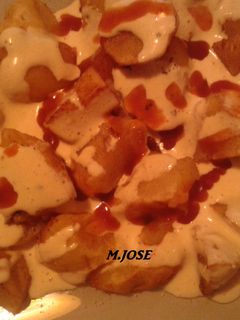Una foto de Patatas al estilo mejillonera
