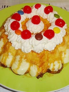Una foto de Flan de limón con bizcochos