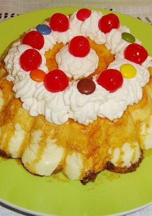 Una foto de Flan de limón con bizcochos