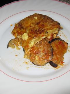 Una foto de Pastel de berenjena y queso