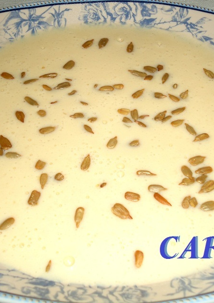 Una foto de Crema fría de melón y arroz