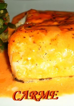 Una foto de Bacalao con salsa de pimiento morrón